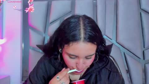   online show from February 28, 2025, 11:12 pm