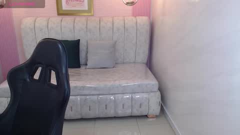 Ambar online show from October 2, 2025, 3:02 am