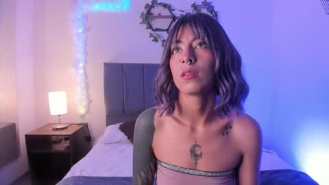 ambar_gh1 online show from October 13, 2025, 7:25 pm