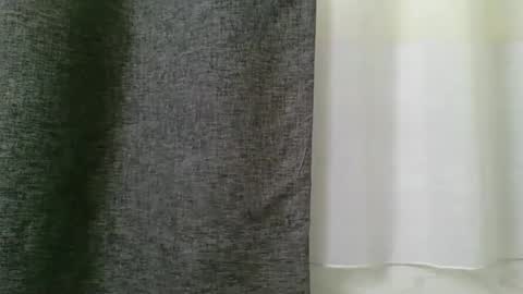 Mia online show from February 3, 2025, 8:13 am