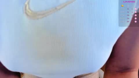 amber_curly online show from December 16, 2024, 4:49 pm