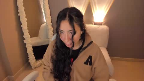 amber_curly online show from February 27, 2025, 12:32 am