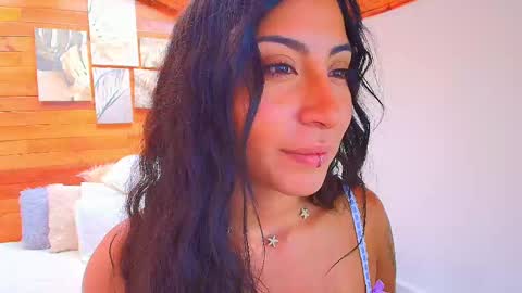 amber_curly online show from October 1, 2025, 9:10 pm