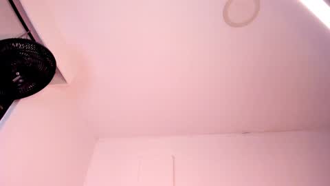 Amber Demons online show from February 5, 2025, 11:28 pm