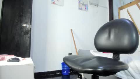 Amber online show from March 7, 2025, 4:13 am