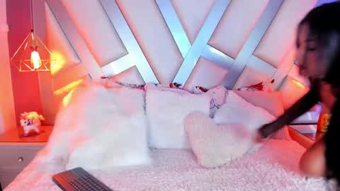 Tell me Amber online show from March 4, 2025, 4:27 am