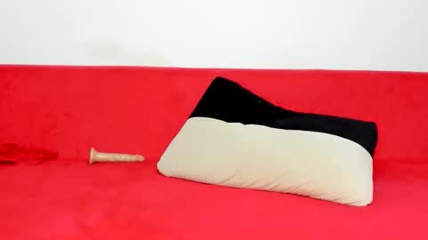 Amber online show from April 1, 2026, 3:31 pm