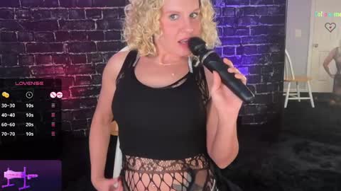 Amber Jade online show from May 7, 2026, 12:16 am