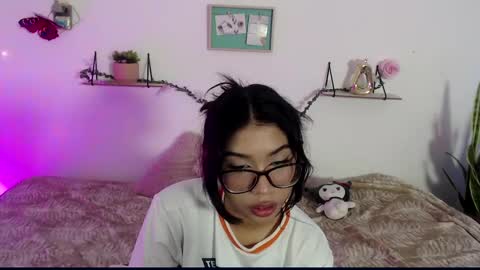 Snapshot of amberjeong chatting on January 9, 2025, 2:11 am Amber Jeong online show from January 9, 2025, 2:11 am