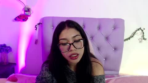 Snapshot of amberjeong chatting on January 21, 2025, 3:15 am Amber Jeong online show from January 21, 2025, 3:15 am