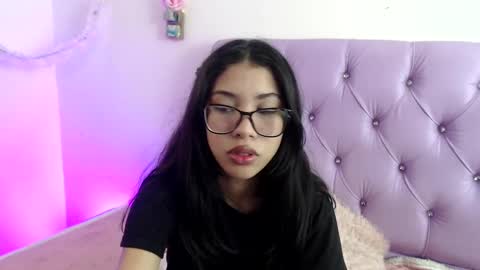 Snapshot of amberjeong chatting on January 26, 2025, 10:02 pm Amber Jeong online show from January 26, 2025, 10:02 pm