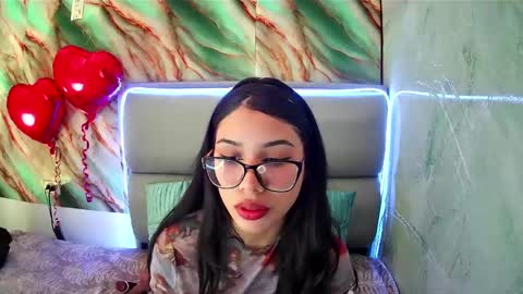 Snapshot of amberjeong chatting on February 10, 2025, 10:09 pm Amber Jeong online show from February 10, 2025, 10:09 pm