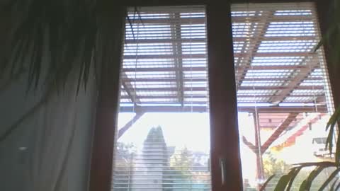 Amberr11 online show from December 5, 2024, 1:38 pm