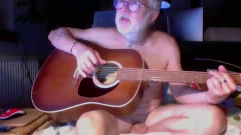 Amberr11 online show from September 30, 2025, 10:37 pm