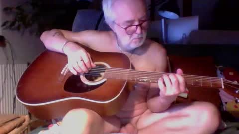 Amberr11 online show from October 13, 2025, 10:54 pm