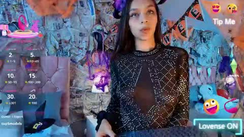 amber online show from October 9, 2025, 2:48 pm