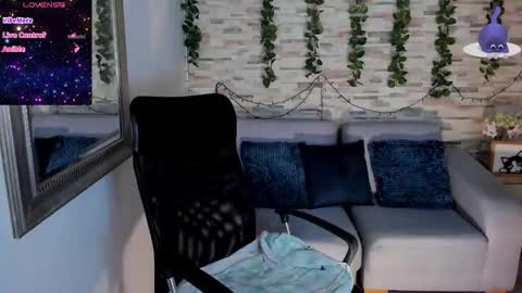 Amber online show from November 11, 2025, 3:28 am