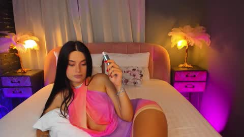 AMY online show from November 17, 2025, 8:47 pm