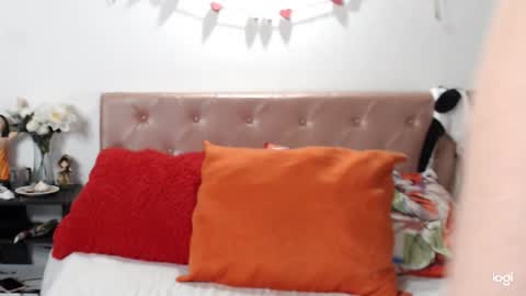 Snapshot of amelia_bella chatting on February 12, 2026, 11:00 pm amelia online show from February 12, 2026, 11:00 pm