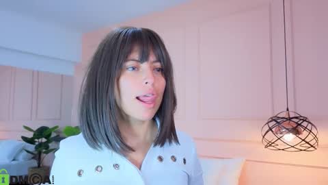 AMELIA online show from January 15, 2026, 11:48 am