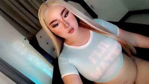 amelia_nicole08 online show from September 26, 2025, 7:56 am