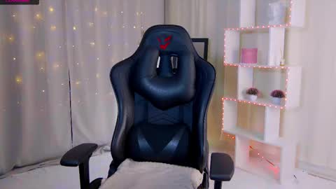 Anna online show from January 24, 2025, 2:49 am