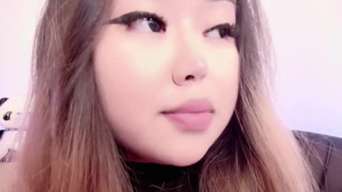 Amelia online show from March 19, 2026, 3:27 pm