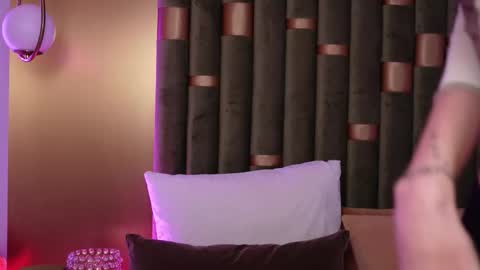 Amelia online show from October 27, 2025, 10:19 am