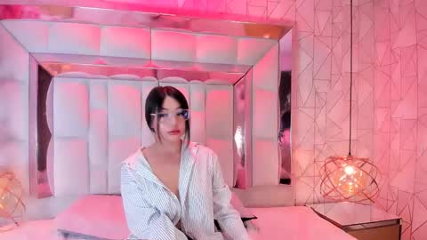 Amelia gold   online show from May 31, 2026, 2:02 pm
