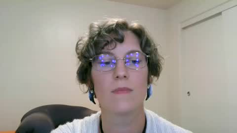 Ameliaishka online show from September 15, 2025, 4:01 am