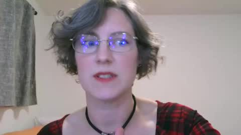 Ameliaishka online show from March 31, 2026, 4:35 am