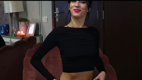 Snapshot of ameliajuney chatting on December 7, 2024, 4:53 am AmeliaJune online show from December 7, 2024, 4:53 am