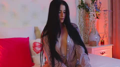 AmeliaJune online show from April 20, 2026, 10:00 pm