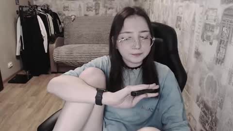 Snapshot of ameliakamishiro chatting on March 3, 2025, 7:06 pm Amelia online show from March 3, 2025, 7:06 pm