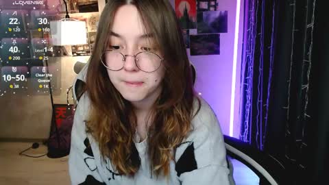 Amelia online show from April 8, 2026, 1:33 pm