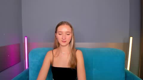 Snapshot of ameliawise chatting on January 16, 2025, 1:36 pm ameliawise online show from January 16, 2025, 1:36 pm