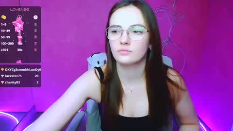 Amelie online show from February 5, 2025, 9:15 am