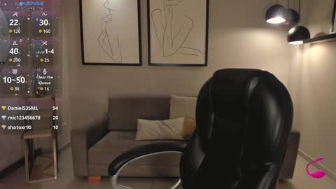 Amelie Graham online show from December 16, 2024, 2:16 pm