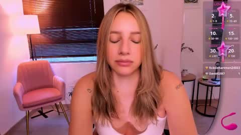 Amelie Graham online show from September 27, 2025, 8:03 pm