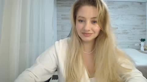 Amelie online show from January 16, 2026, 5:50 pm