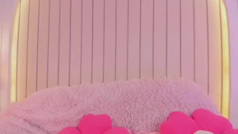 Amelia online show from September 28, 2025, 1:00 am