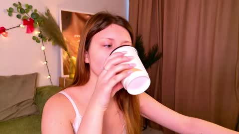 amelliablossom online show from March 3, 2026, 6:41 am