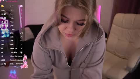 Alina online show from February 25, 2025, 5:15 pm