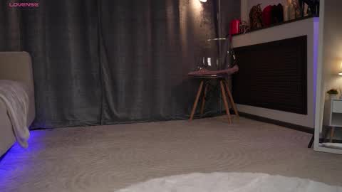 Amy  online show from October 31, 2025, 1:39 am