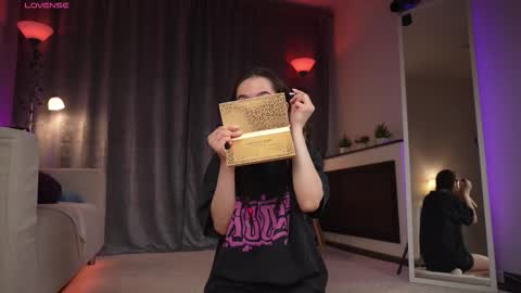 Amy  online show from February 12, 2026, 2:28 am