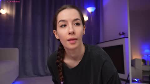 Amy  online show from March 31, 2026, 3:52 am