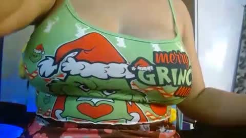 Mari online show from December 15, 2025, 1:04 pm