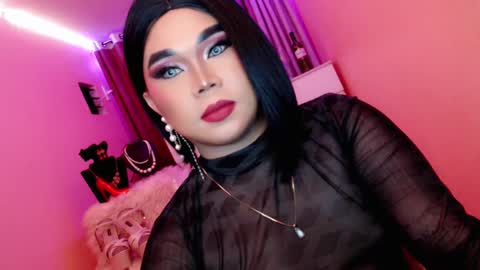 Queen Mireska online show from February 3, 2025, 2:34 pm