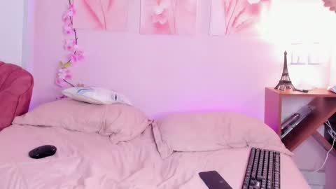 AmiiClark  online show from February 4, 2026, 7:31 pm