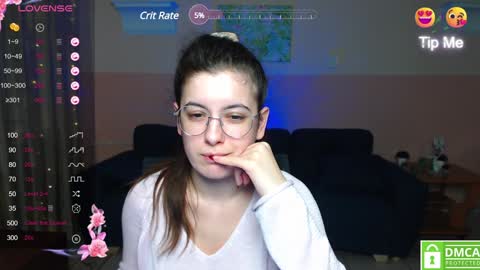 Snapshot of aminabeatris chatting on February 1, 2025, 12:26 pm Amina online show from February 1, 2025, 12:26 pm